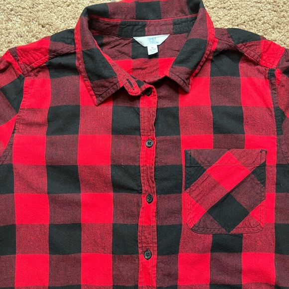 Time and Tru Red and Black Checkered Women’s Shirt - Picture 2 of 6